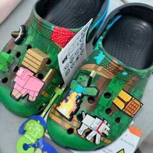 Boy's Casual Shoes Crocs Minecraft Classic Clog size 11C